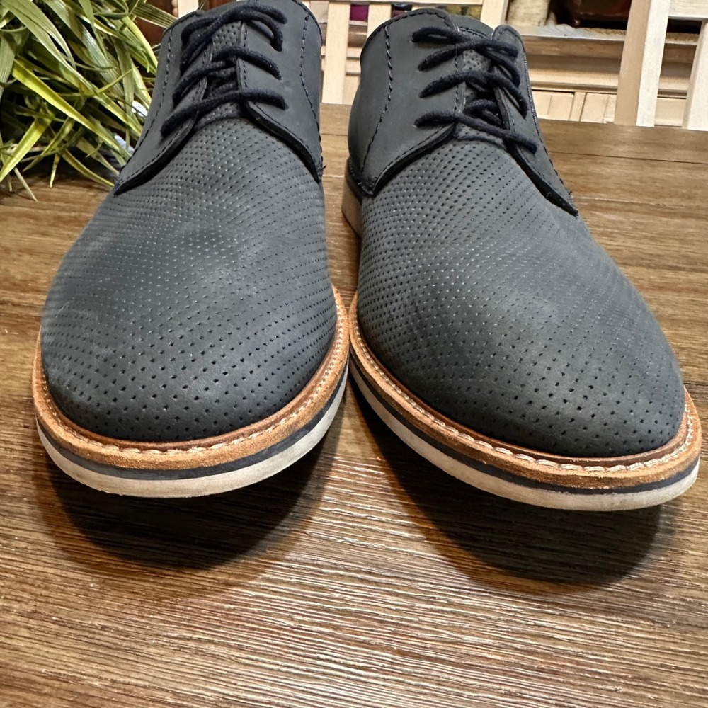 Clarks Atticus Perforated Gray Suede Leather Dress Shoes Mens‎ 10.5 US 45 EU - Picture 2 of 11